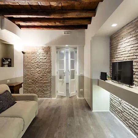 Luxury Fori Imperiali * Rome